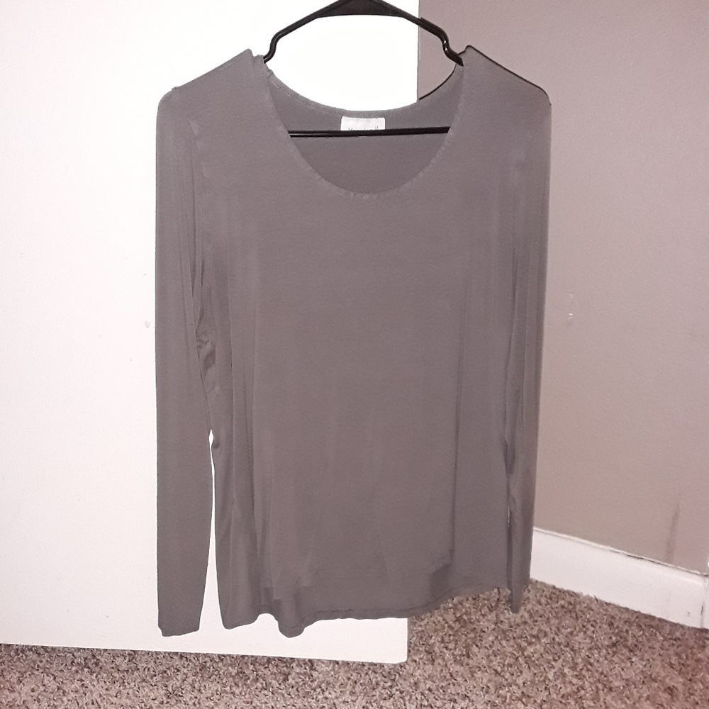 Long sleeve shirt